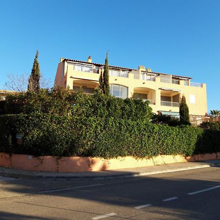 T2, Jardin, Veranda Chambre, Climatisation, Parking Privatif, Proche A Pied Centre, Plage, Gare, Pour 3 Adultes Ou 2 Adultes Avec 2 Enfants Bandol Esterno foto